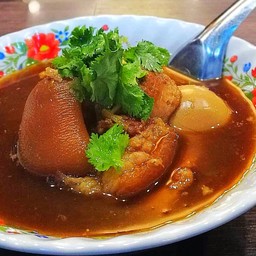 ไข่พะโล้หมูสามชั้น