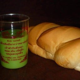 ชนมปังก้นหอย+สังขยาใบเตย.ก