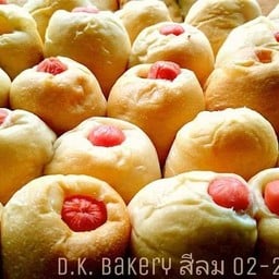 ขนมปังไส้กรอก&เบคอน