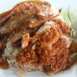 น้องเจี๊ยบ ข้าวมันไก่
