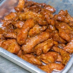 ติดลม หมูทอดปลาร้า & โกเหรี่ยง หมูกระทะ โพธิ์แก้ว