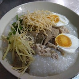 โจ๊ก ลุงเดช