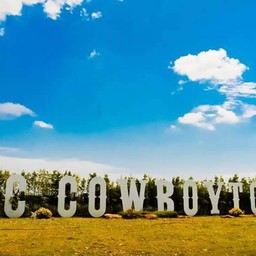 ป้ายหน้าฟาร์มเริ่มต้นก็ต้องถ่ายรูปไว้ก่อน 😋