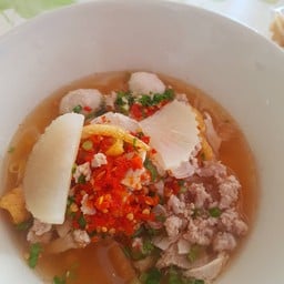 เย็นตาโฟสูตรป้าอู๊ด บางพระ บ้านปึก