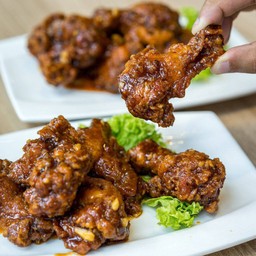 Charlie Brown Cafe Singapore