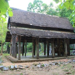 แหล่งโบราณสถานบ้านสงเปือย