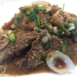 เนื้อน้ำตก
