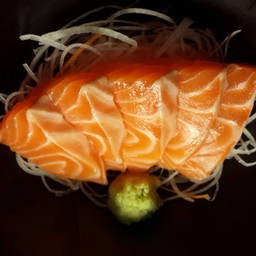 แซลมอน ซาซิมิ