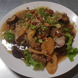 ยำไหหลำหมู เกาเหลาแห้งหมู