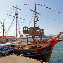 Santa Maria Cruise Ship