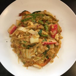 ร้านราดหน้าหลังห้อยเทียนเหลา