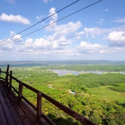 สะพานไม้กับวิวสวยๆ