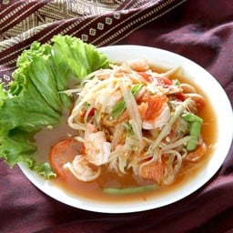 ส้มตำกุ้งสด