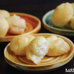 เอแคลร์ไส้แน่น Baker Baka Eclair Studio