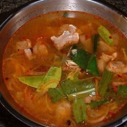 ต้มแซ่บกระดูกหมูอ่อน