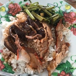 กำแพงเพชรโภชนา สาขา หน้าวัดคูหาสวรรค์