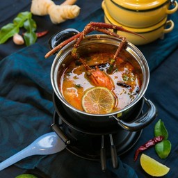 ต้มยำกุ้งแม่น้ำ Come from river