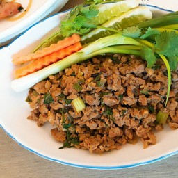 ลาบสูตรพราน'ต่าย