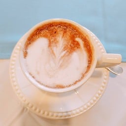 De​ Colonial​ Restaurant