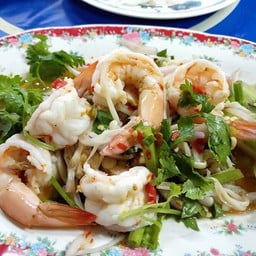 ยำเห็ดเข็มทองใส่กุ้ง 60 บาท