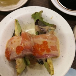 เห็นรูปอาจจะดูเล็กแต่บอกเลยว่าถ้าคิดว่าคำเล็กคิดผิดมากค่ะ...ถ้าไปคนเดียวกิน2จานค