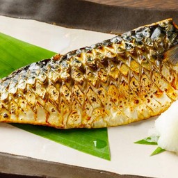 ปลาซาบะย่างเกลือ