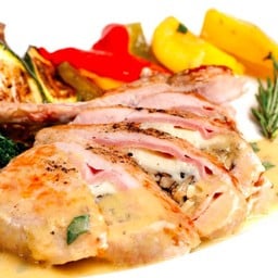Pork Dijon Cotoletta di Maiale con Funghi e Formaggi