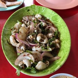 ลาบปลาหมึก