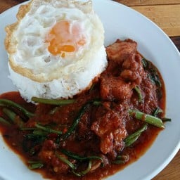 บ้านน้ำพริก อาหารตามสั่ง
