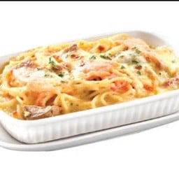 สปาเก็ตตี้ไส้กรอกอบซีส