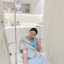 ให้เจอแดดก็ไม่กลัว...เพราะเรามีตัวช่วยดีๆDetox Blink By SLC ช่วยให้คุณมีผิวขาวใส