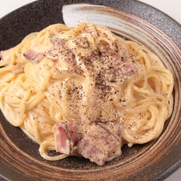 สปาเก็ตตี้คาโบนาล่า