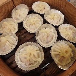 ชอบการบรรจุถ้วยฟอยล์มากๆ อยากให้ร้านอื่นๆ ทำบ้าง หมดปัญหาน้ำซุปไหลหก