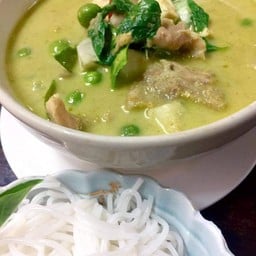 แกงเขียวหวานเนื้อติดมัน