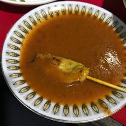 ป้าแม๊ะขนมจีน หมูสะเต๊ะ ตลาดเพียร