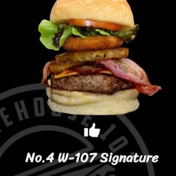 4 - W-107 Signature Burger (ซิกเนเจอร์เบอร์เกอร์)