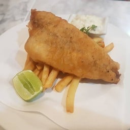 เนื้อปลากระพงชิ้นใหญ่ ให้มาทั้ง Fillet ครึ่งตัวเลย