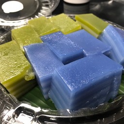 ขนมชั้นยายสมร