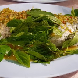 กู๋เกียรติ โภชนา โต๊ะจีนตลาดพลู