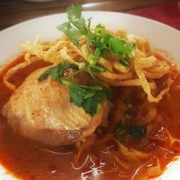 ข้าวซอยไก่