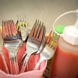 เครื่องปรุงกับเครื่องมือการกิน