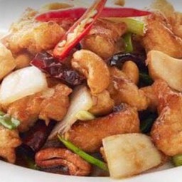 ไก่ผัดเม็ดมะม่วง