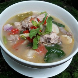 ต้มยำไก่