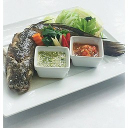 ปลาช่อนนึ่งอิสาน