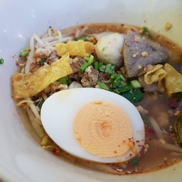 สถานีหมูต้มยำ