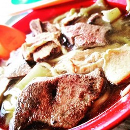 Old Noodle Shop Around Kwan Im Thong Hood Cho Temple
