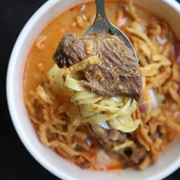 โจ๊ก ข้าวต้ม เกาเหลา ข้างรพ.เชียงใหม่ใกล้หมอ