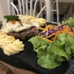 Plank Steak Carl Gustav  Filled Beef(import) with mushroom sauce and mashed potato