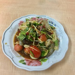 ส้มตำกุ้งสด