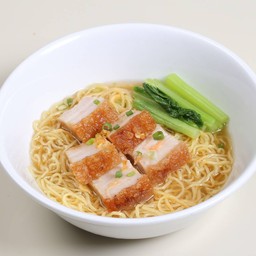บะหมี่หมูกรอบ